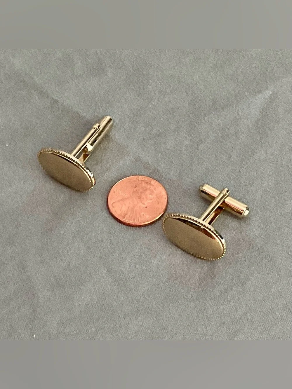 Vintage Gold Oval Beaded Edge Cufflinks